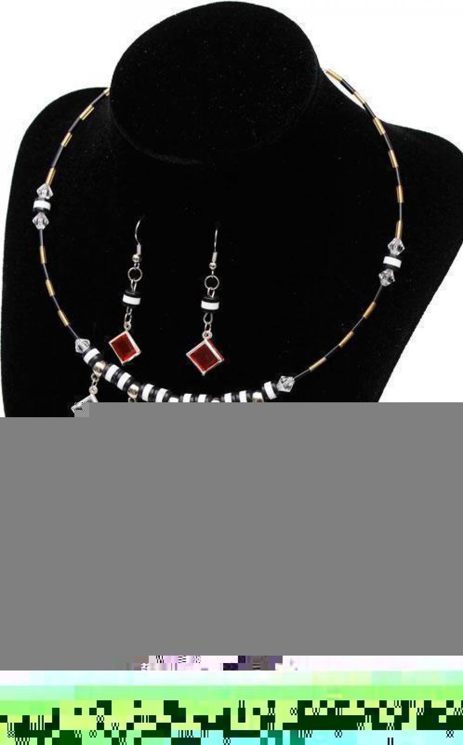 Гарнитур: ожерелье и серьги. Артикул 000200077